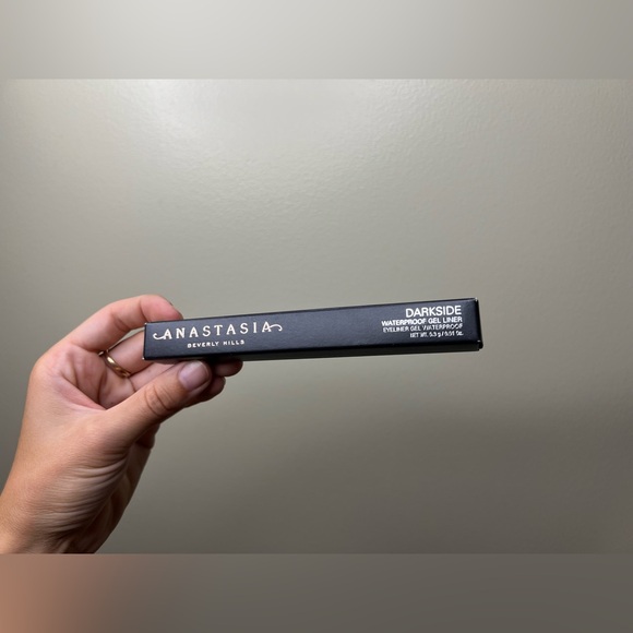 ANASTASIA BEVERLY HILLS | Darkside Waterproof Gel Liner - Picture 6 of 7